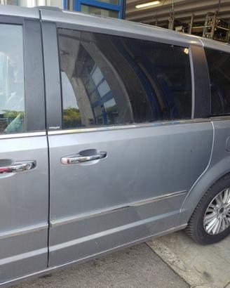 Porta laterale sx nuda LANCIA VOYAGER del 2013