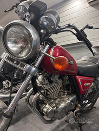 Suzuki gn250