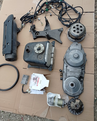 Ricambio scooter Kymco 500r