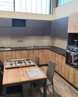 Cucina industrial NUOVA adattabile, fine serie