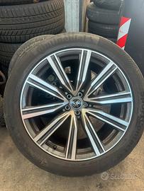 Cerchi originali audi Q8