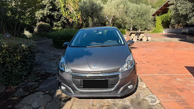 Peugeot 208 1.6 75CV (2018) 101k Km - Neopatentati