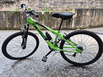 Bicicletta ragazzo ragazza