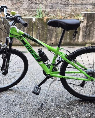 Bicicletta ragazzo ragazza