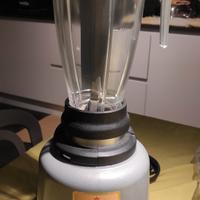 frullatore cn bicchiere di vetro