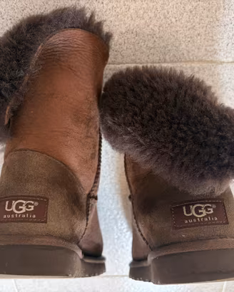 STIVALI DONNA UGG TAGLIA 37