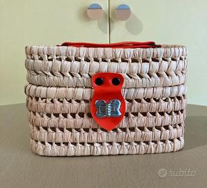 Cestino in vimini vintage