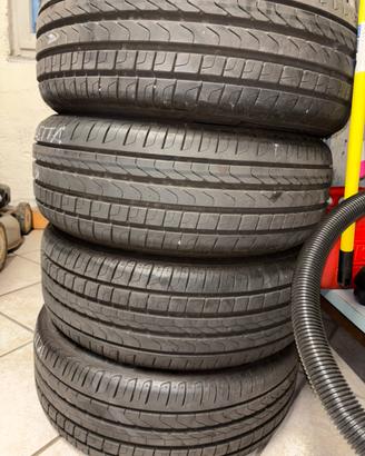 Gomme pirelli cinturato P7 205/55 R16