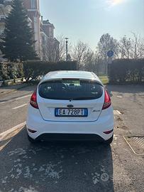 Ford fiesta 2010