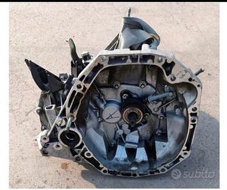 Cambio manuale completo per Renault Clio 3ª serie