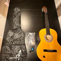 Chitarra classica dimensioni 4/4 NUOVA + accessori