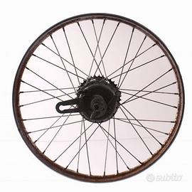 Ruota posteriore da 19 per ciclomotore