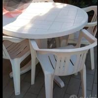 Set da Giardino.Tavolo,4 sedie, ombrellone,base.