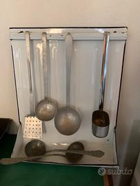 Porta mestoli smaltato vintage