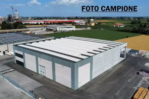 Immobile di 472 m² a Castelgomberto