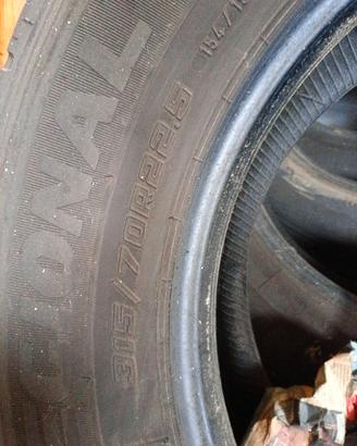 gomme 315 70 22.5 