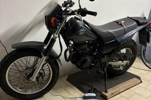 YAMAHA TW 125