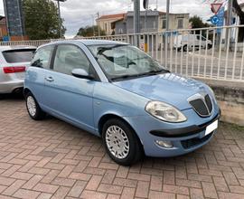 Lancia Ypsilon 1.2 16V Argento