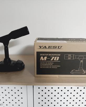 Microfono Yaesu m70