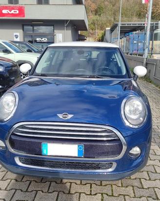 MINI Cooper D 1.5 Cooper D