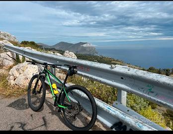 Scott Scale comejuova!