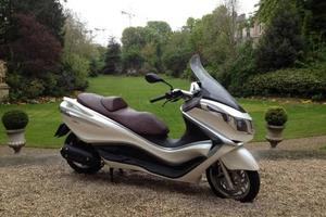 Piaggio x10 350