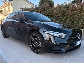 Mercedes Classe A180d Premium Night Edition