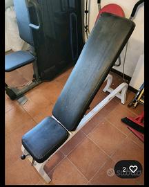 Panca con pesi