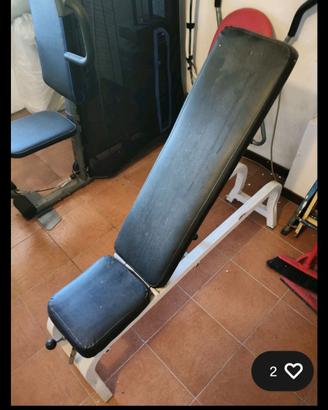 Panca con pesi