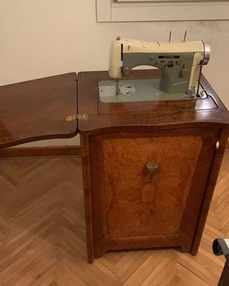 Macchina da cucire Vintage