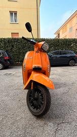 Lambretta V125 Special 2021 - arancione