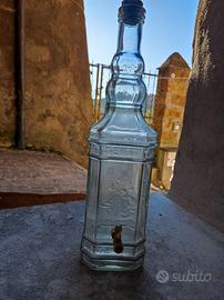 bottiglia in vetro con rubinetto