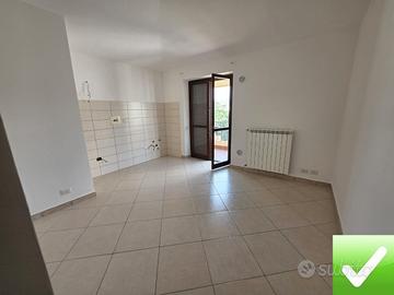Attico Mansardato Con Posto Auto Catona 80 Mq