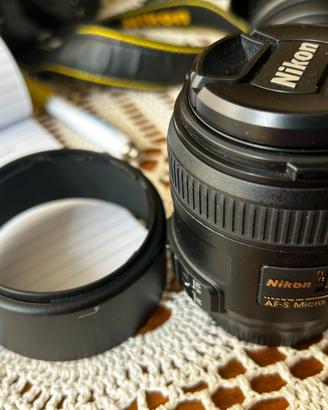 Nikon macro 40 mm dx f 2.8