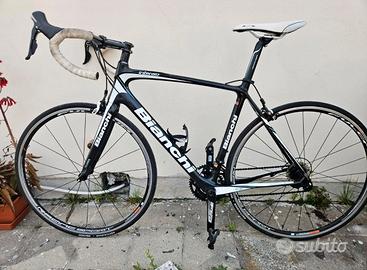 Bianchi intenso carbonio