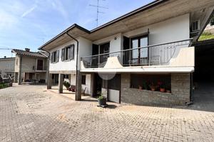VILLA SINGOLA A PARATICO