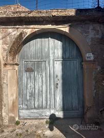 Portone in legno