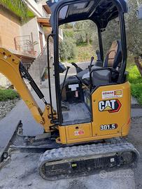 Miniescavatore Caterpillar 18 q.li
