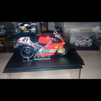 Modellino Troy Bayliss 1/24