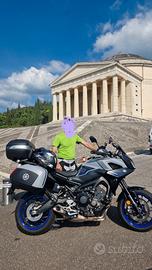 moto yamaha tracer 900