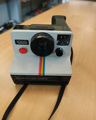 macchina fotografica polaroid 1000