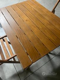 Tavolo e 2 sedie da giardino / balcone in legno