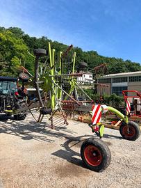 Claas LINER 2800 ranghinatore
