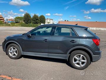auto AUDI Q2 Business 30 TFSI 85 Cv 6 marce