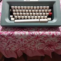 Macchina da Scrivere Olivetti Studio 46