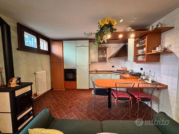 CUCINA ANGOLARE COMPLETA