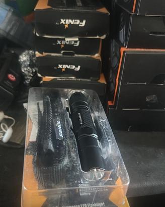 Fenix LD12 Torcia elettrica