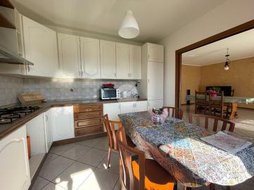 4 LOCALI A CENATE SOPRA