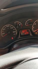 auto ford la 2 serie