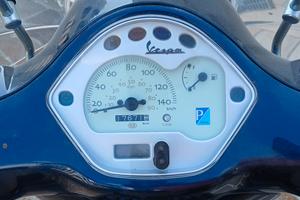 Piaggio Vespa 150LX